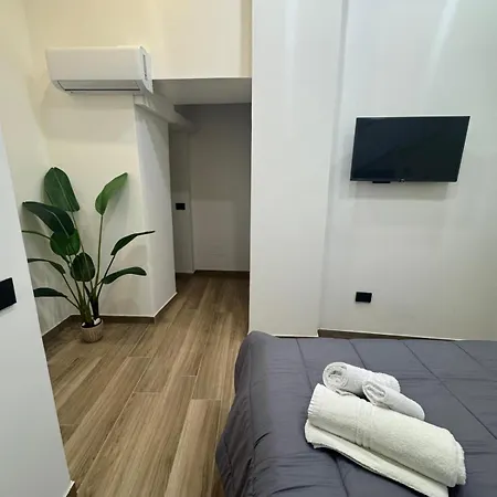 Maison Ecce Hom0 Pensjonat Neapol
