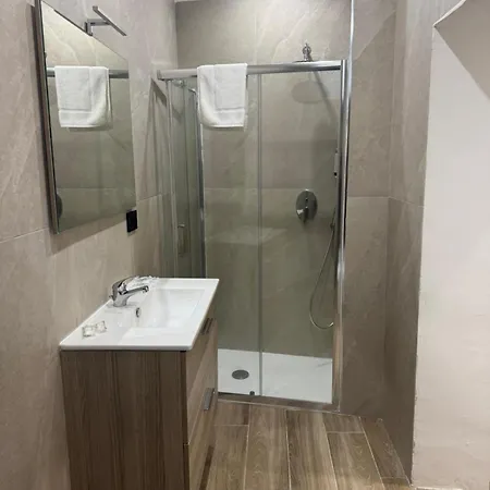Maison Ecce Hom0 Konukevi Napoli